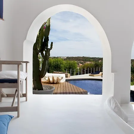 The White In Costa Smeralda -porto Cervo- * Porto Cervo