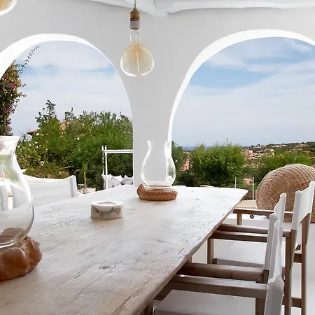 The White In Costa Smeralda -porto Cervo- *